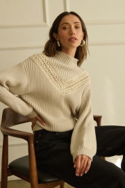 CASSANDRA-PULLOVER-91116SCH_HOML_S1